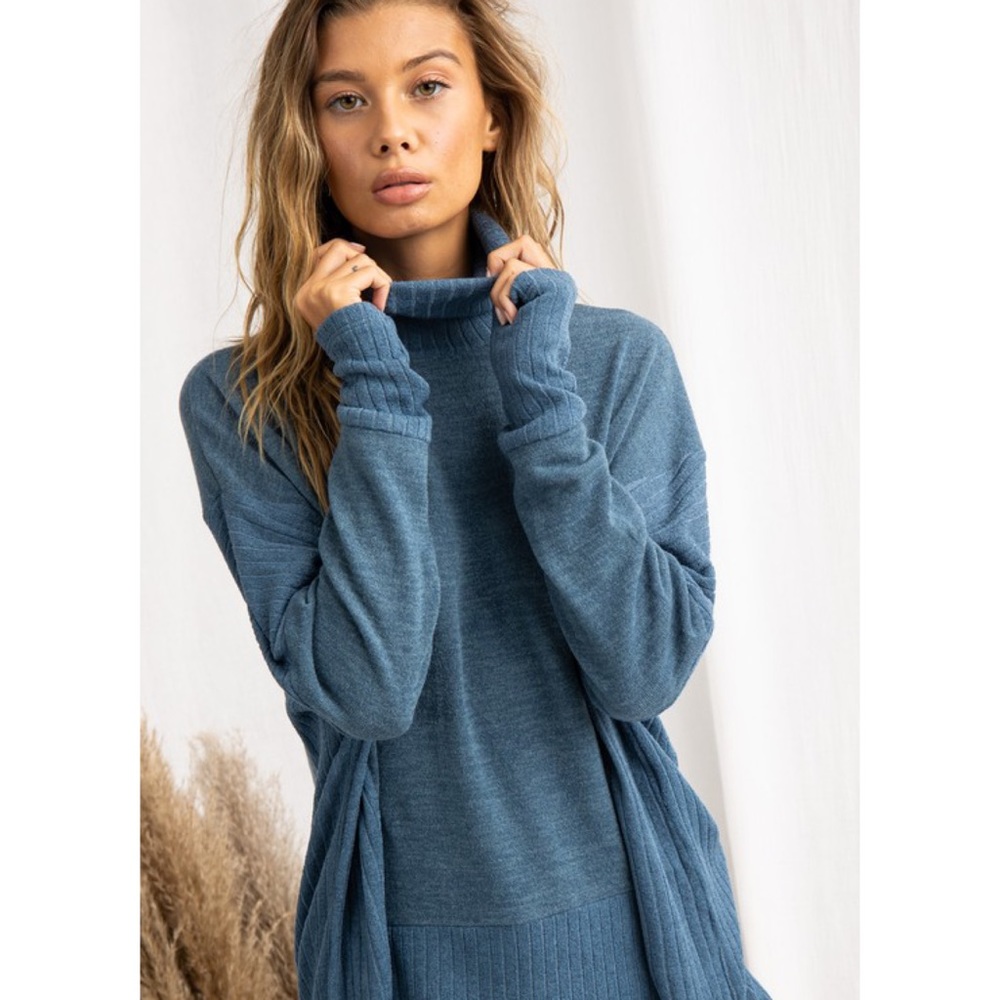 Everest Teal Turtle Neck Rib Knit Tunic Top